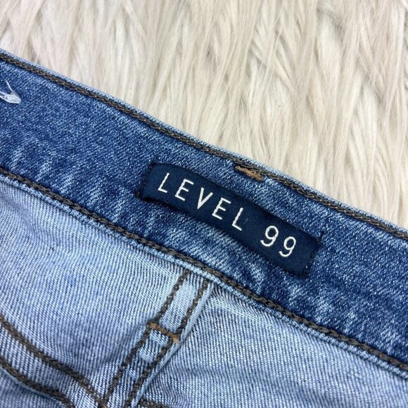 Level 99 Light Wash High-Rise Skinny Jeans - Picture 3 of 7
